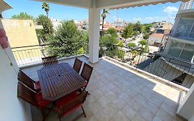 Sunny Apartment Amaliada